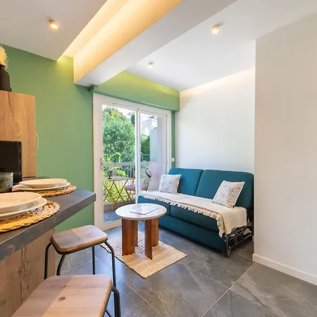 Appartement 1-br Quiet Setting Near Center Cannes