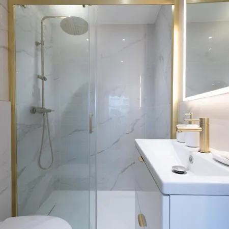 1-br Quiet Setting Near Center * Cannes